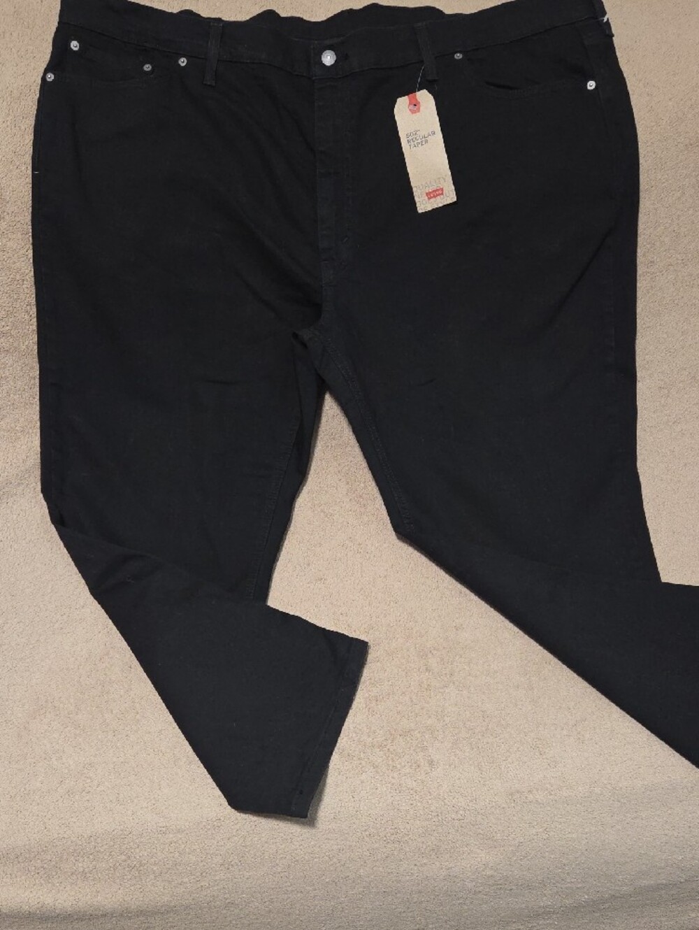 502 Levi's Men's Taper Jeans in Black